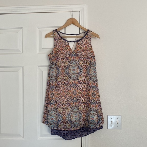 Eyeshadow Bohemian sleeveless tiered tunic. - Picture 1 of 14